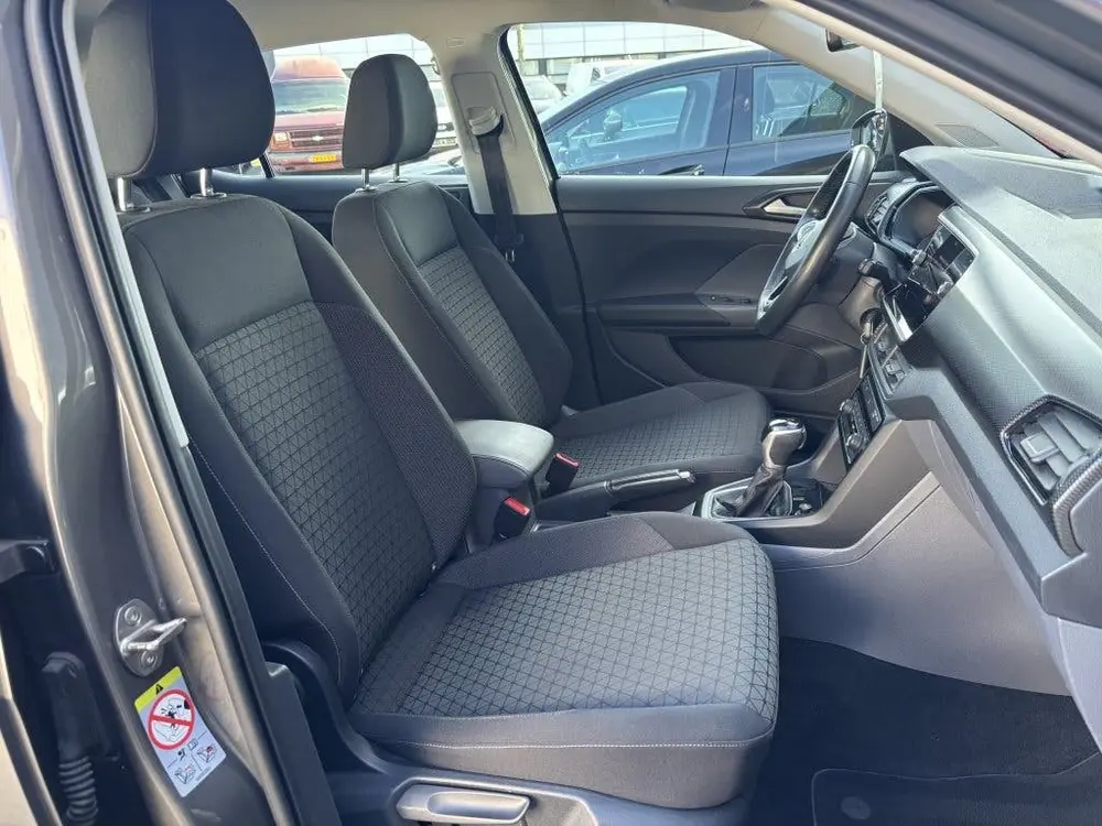 Volkswagen T-Cross 1.0 TSI Lounge Carplay Climate Cruise Par uit 2020, foto 2