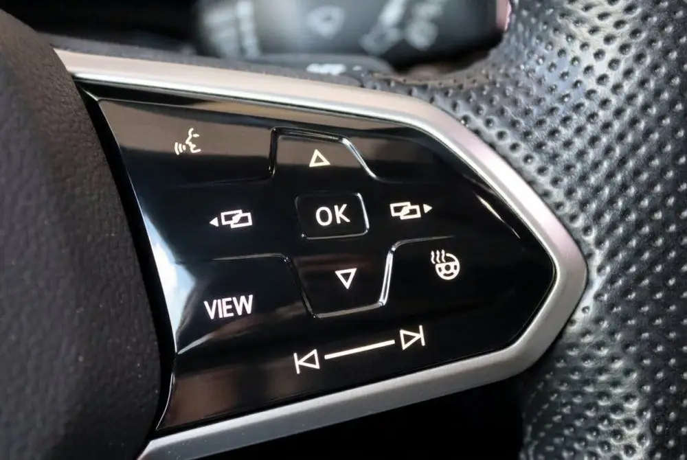 Volkswagen Golf Viii Lim R-Line 1.5 eTSI DSG Pano l Camera uit 2021, foto 19