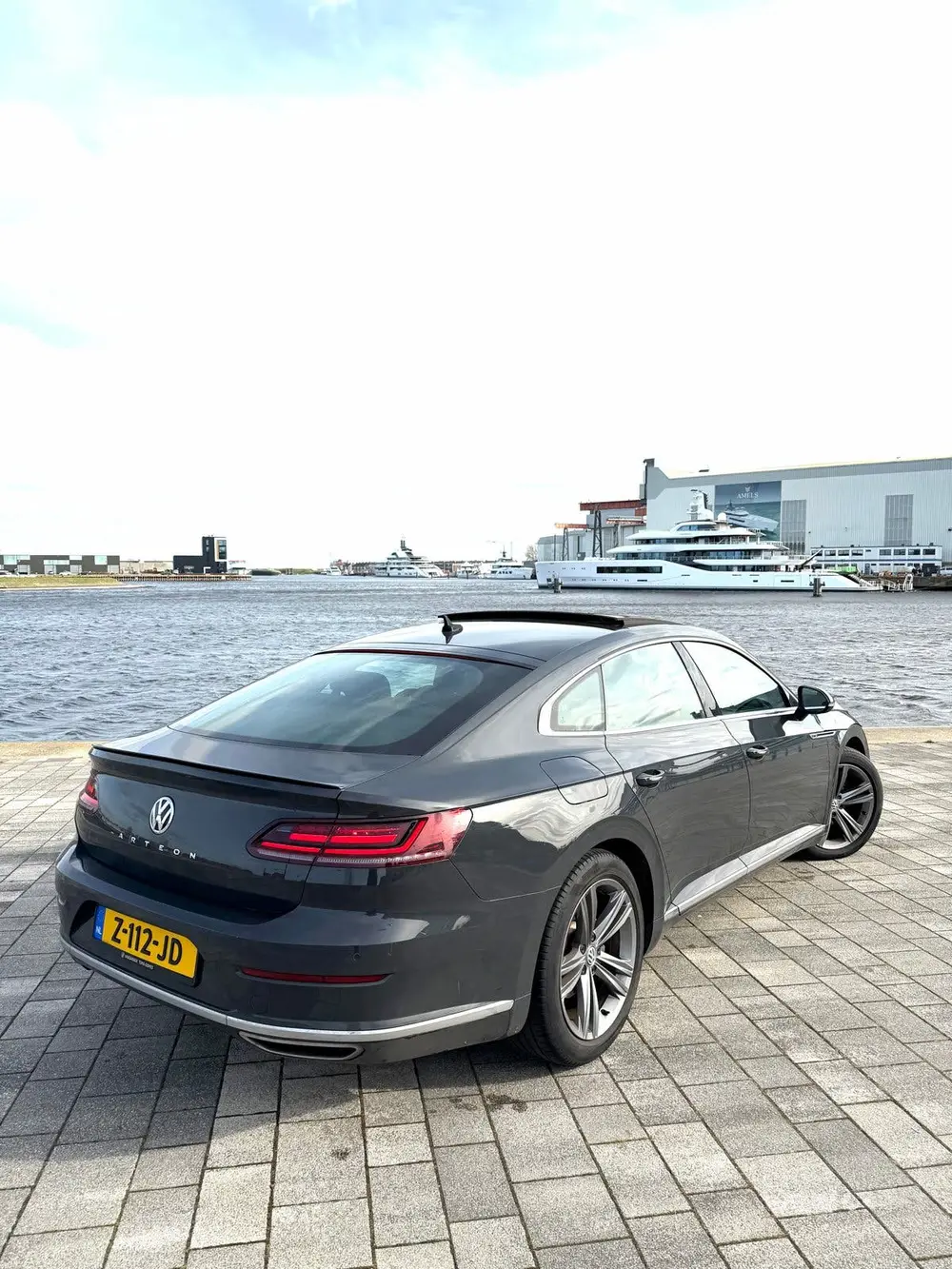 Volkswagen Arteon 2.0 TSI 190pk 7-DSG 2020 Grijs uit 2020, foto 6