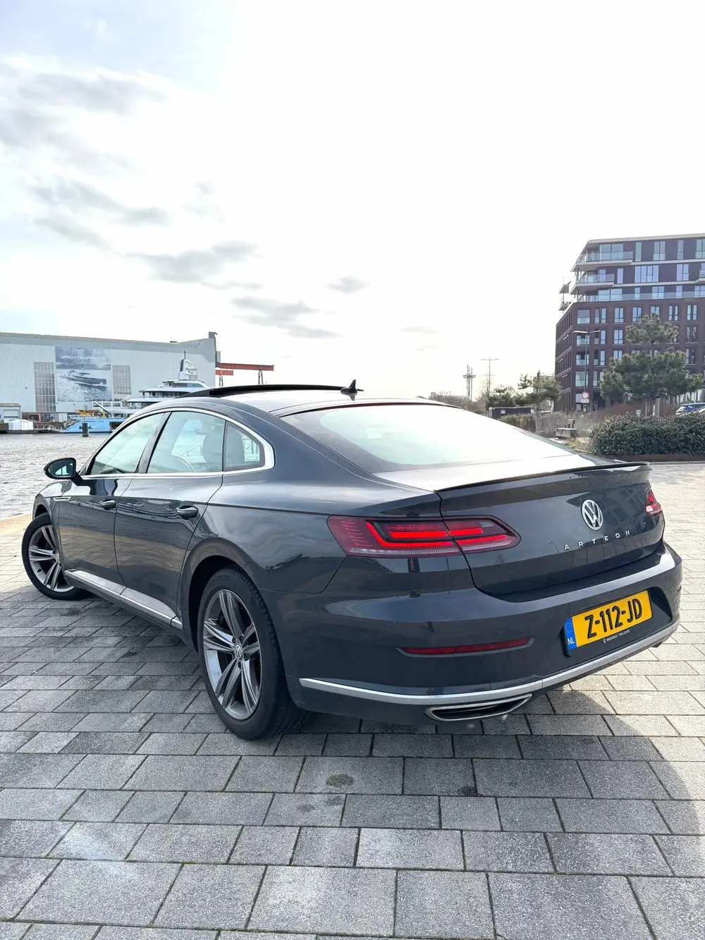 Volkswagen Arteon 2.0 TSI 190pk 7-DSG 2020 Grijs uit 2020, foto 7