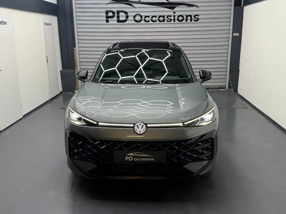 Volkswagen T-Roc 1.5 eTsi R-Line - Full option - Pano - Elek uit 2026, foto 2