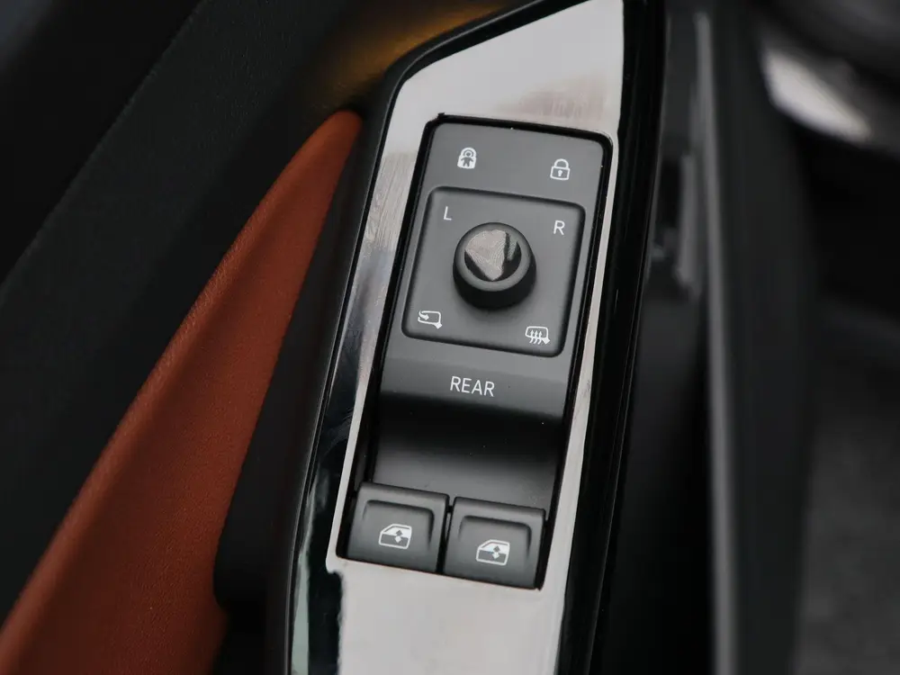Volkswagen ID.4 First Max 77 kWh | Stoel/Stuurverwarming | P uit 2020, foto 19