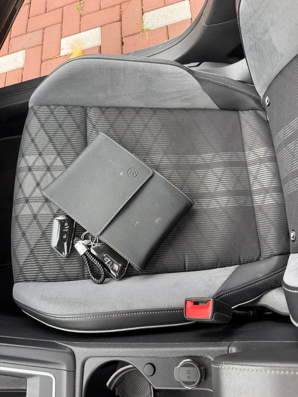Volkswagen Golf 1.5 Etsi R-Line uit 2022, foto 15