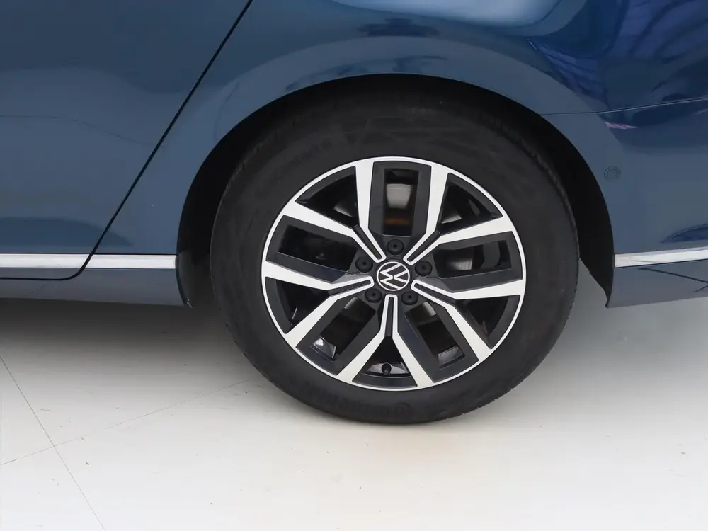 Volkswagen Passat Variant 1.5 TSI 150pk DSG7 Elegance Busine uit 2021, foto 12