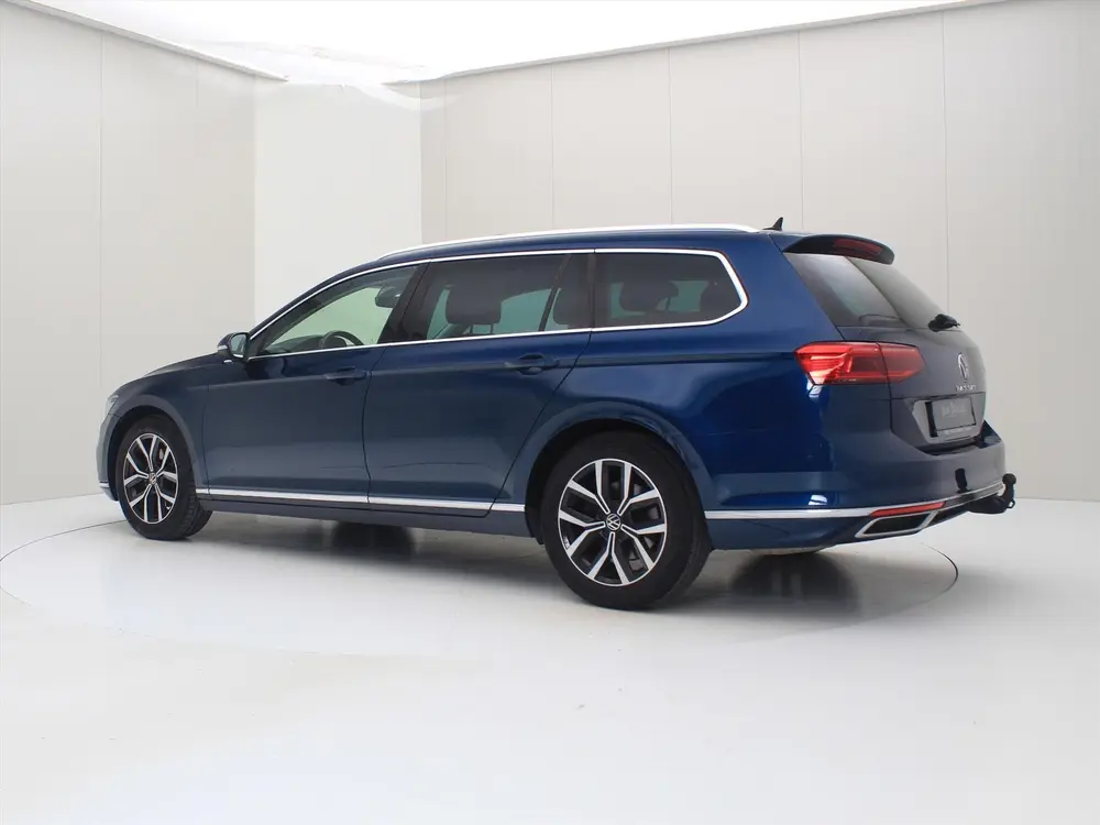 Volkswagen Passat Variant 1.5 TSI 150pk DSG7 Elegance Busine uit 2021, foto 3