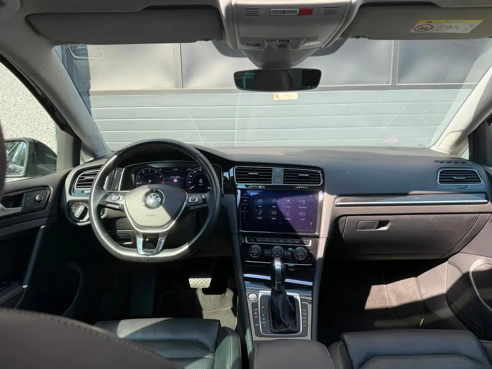 Volkswagen Golf 1.5 TSI Highline Business R uit 2019, foto 15