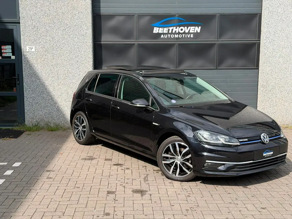 Volkswagen Golf 1.5 TSI Highline Business R uit 2019, foto 7
