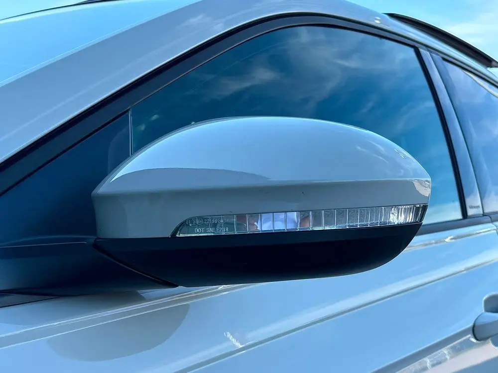 Volkswagen Taigo 1.0 TSI R-Line Business Automaat / Panorama uit 2023, foto 11