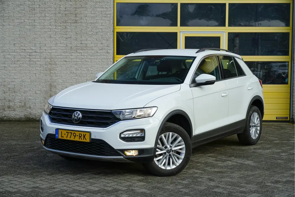 Volkswagen T-Roc 1.5 TSI 150PK! Style BJ2021 Lmv 16" | Led | uit 2021