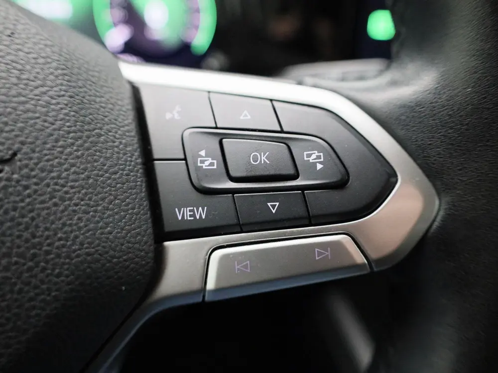 Volkswagen Golf Variant VIII 1.0 eTSI 81kW DSG Life | Automa uit 2021, foto 16
