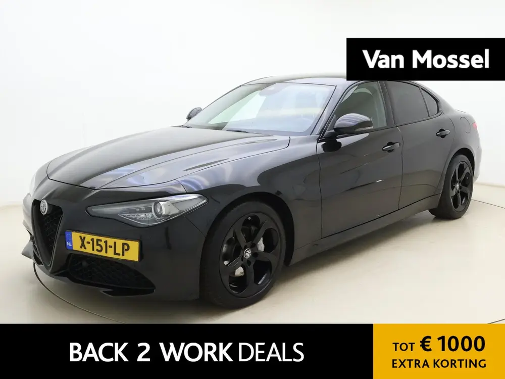 Alfa Romeo Giulia 2.0T | automaat | Climate control | Naviga uit 2019