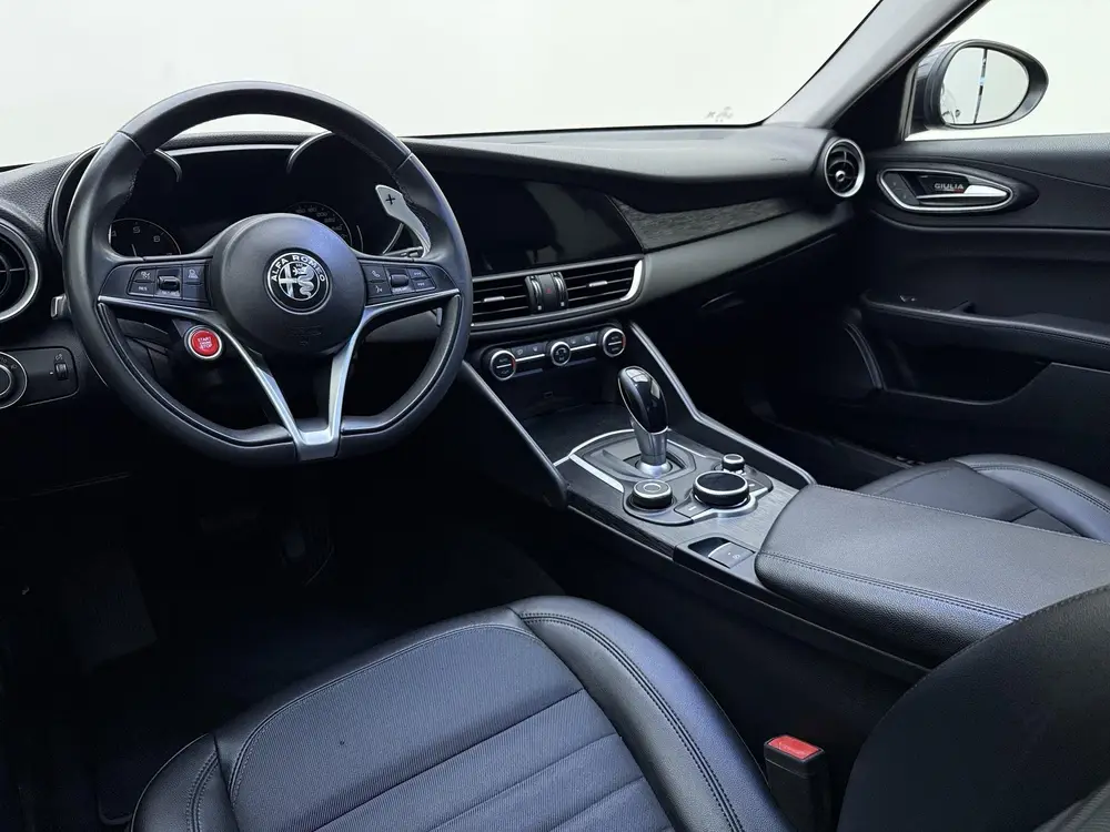 Alfa Romeo Giulia 2.0T | automaat | Climate control | Naviga uit 2019, foto 12