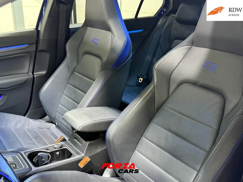 Volkswagen Golf 2.0 TSI R 4Motion PANO | IQ | AKRA | VOL uit 2021, foto 12