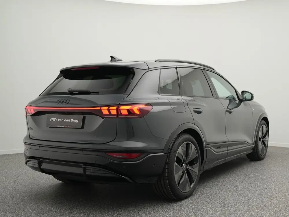 Audi Q6 E-tron S-Line 83 kWh 252 PK | Leder | Panoramadak | uit 2025, foto 2