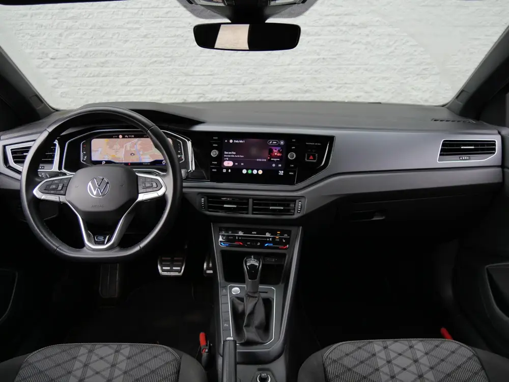 Volkswagen Taigo 1.0TSi R-LINE/ BLACK STYLE PACK/ CAMERA/ KE uit 2022, foto 4