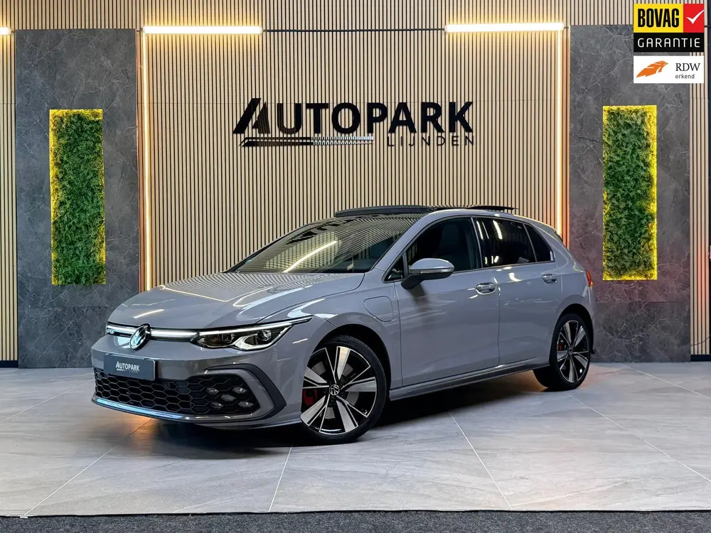 Volkswagen Golf 1.4 eHybrid GTE |BTW|PANO|VIRTUAL|IQ LIGHT|A uit 2021