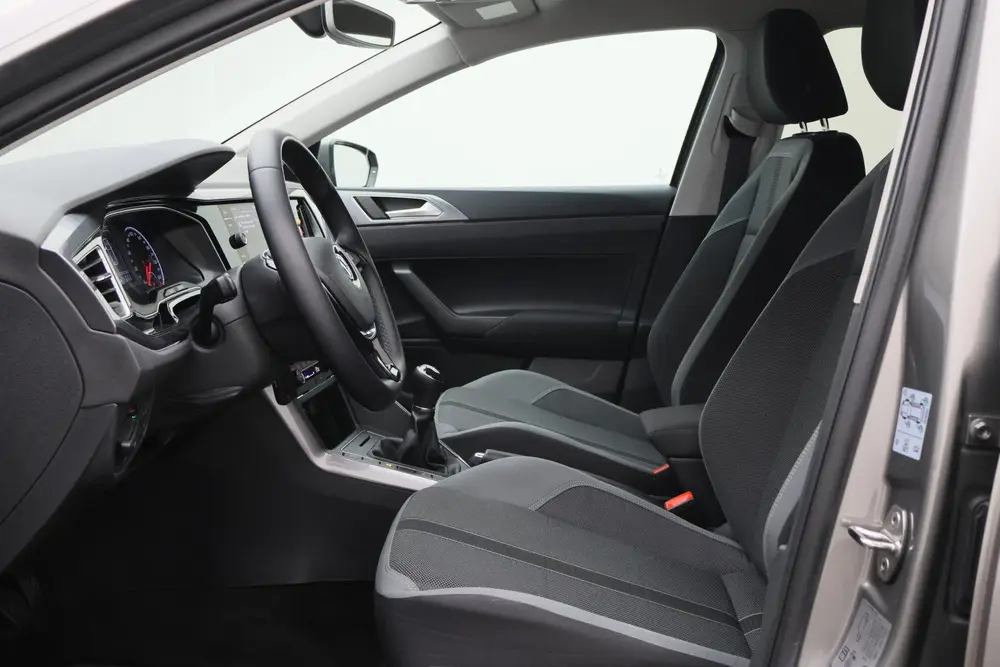 Volkswagen Polo 1.0 TSI Highline Climate, Apple Carplay, ACC uit 2020, foto 9