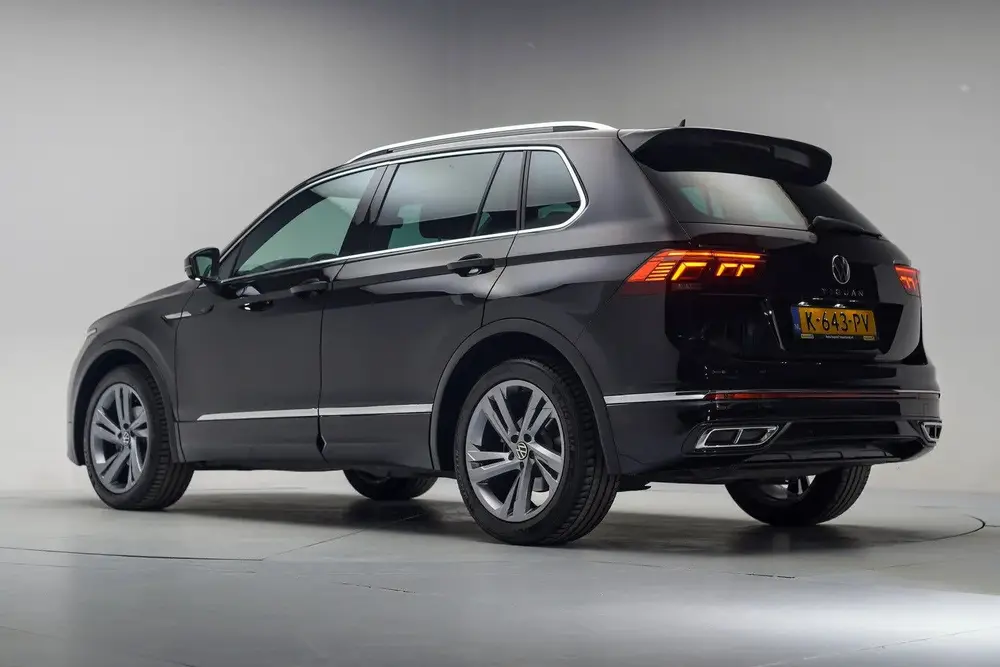 Volkswagen Tiguan 1.5 TSI R-Line Business+ Aut. [ Adapt.crui uit 2021, foto 3