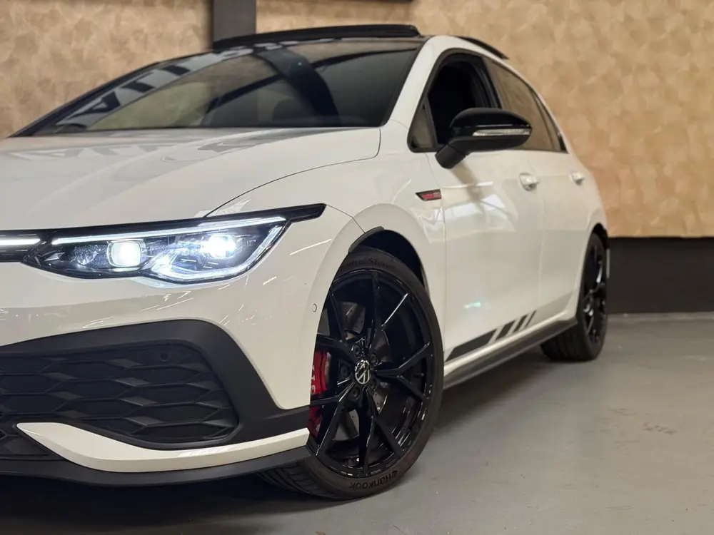Volkswagen GOLF 2.0 TSI GTI CLUBSPORT | Pano | Stoel/Stuurve uit 2022, foto 2