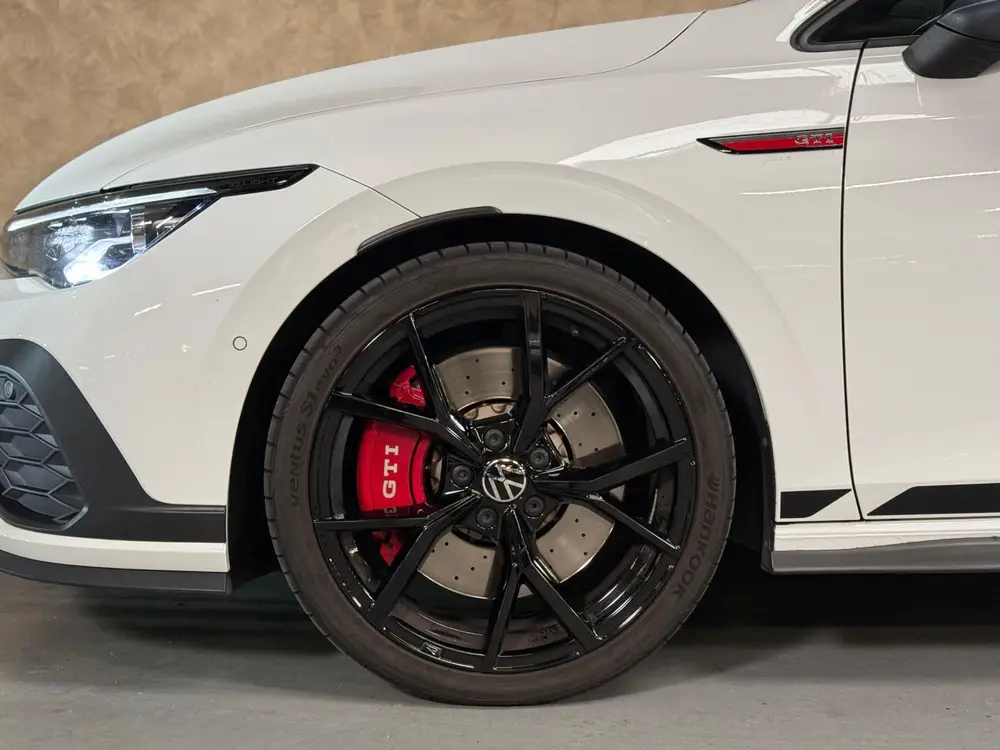 Volkswagen GOLF 2.0 TSI GTI CLUBSPORT | Pano | Stoel/Stuurve uit 2022, foto 5