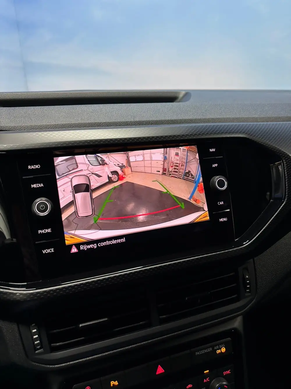 Volkswagen T-Cross 1.0 TSI Life Navi | Clima | Cruise | PDC uit 2020, foto 18