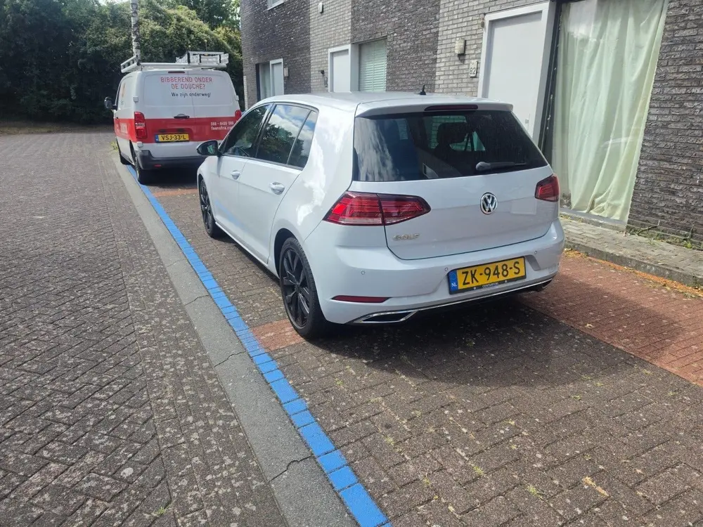 Volkswagen Golf VII Golf 1.0 TSI 115pk 7-DSG 2019 Wit uit 2019, foto 2