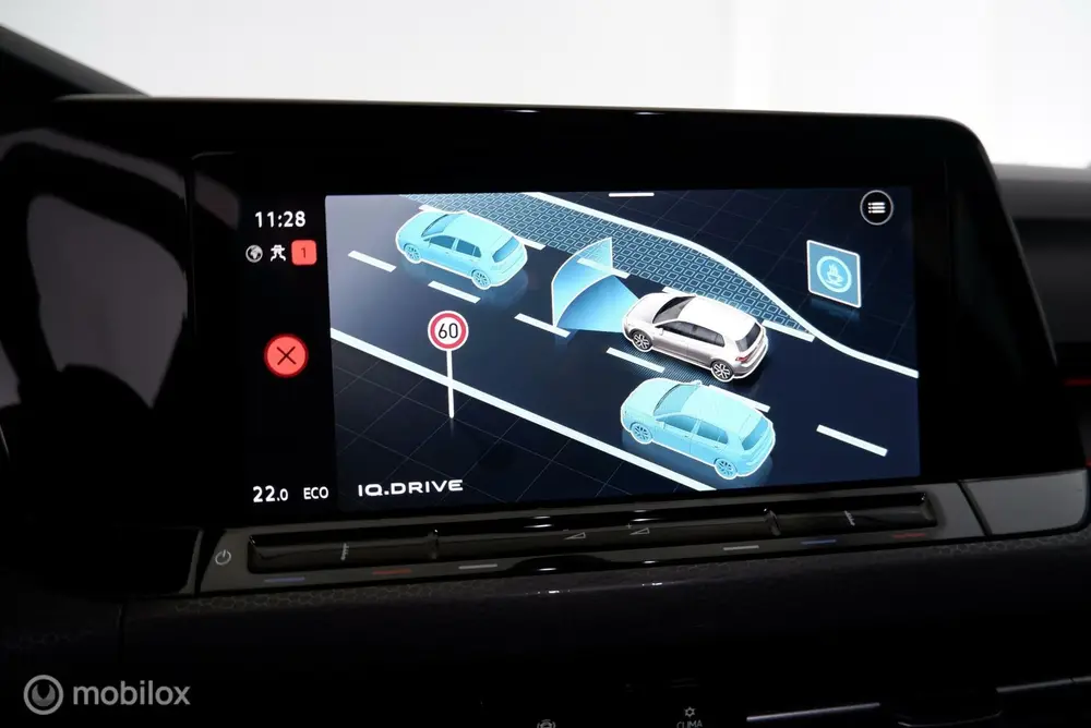 Volkswagen Golf 1.4 eHybrid 245pk GTE pano|IQ-led|nav|cam|da uit 2023, foto 16