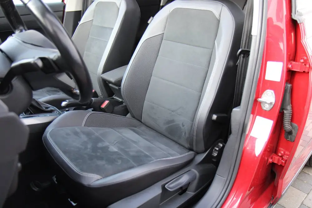 Volkswagen Taigo 1.5 TSI Style DSG Pano Virtual Trekhaak ! uit 2022, foto 8