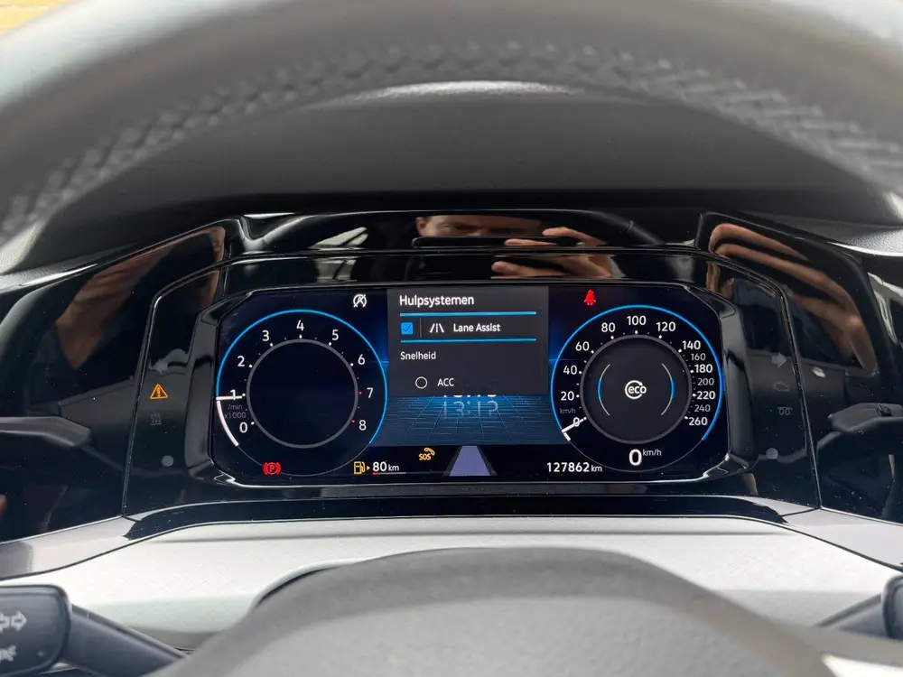 Volkswagen Golf 1.5 TSI 130pk 2020 / Digitaal Dashboard uit 2020, foto 6