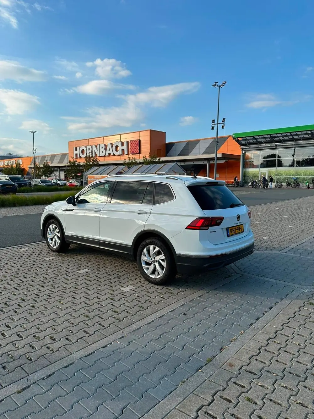 Volkswagen Tiguan Allspace 1.5 TSI 150pk 2022 Wit 7 persoons uit 2022, foto 2