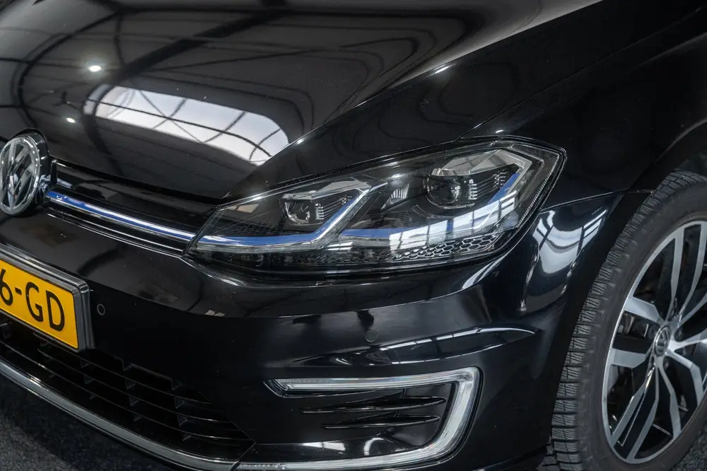 Volkswagen E-Golf E-DITION NAP LEER DIGIDASH! uit 2020, foto 12