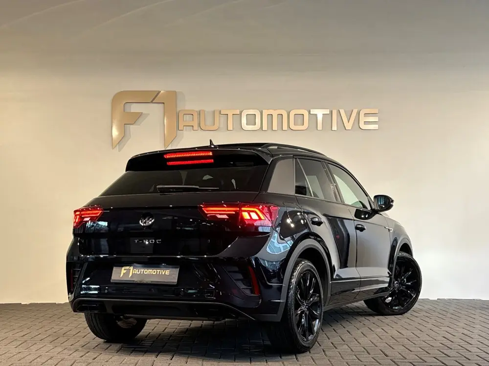 Volkswagen T-Roc 1.5 TSI R-Line Pano|IQ|Keyles|CarPlay|Sfeer uit 2024, foto 3