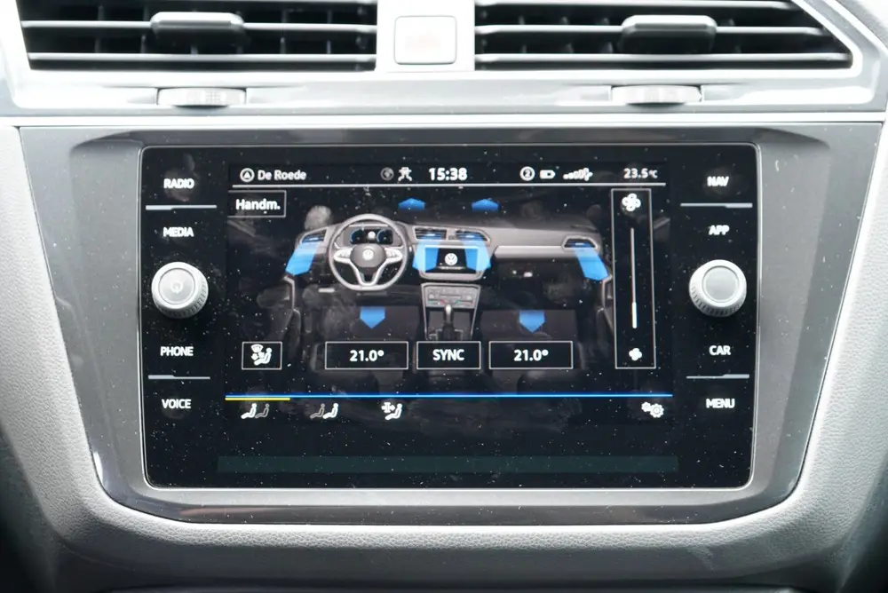 Volkswagen Tiguan 1.5 TSI/2x R-Line/150PK/LED/20"/ Virtual uit 2023, foto 14