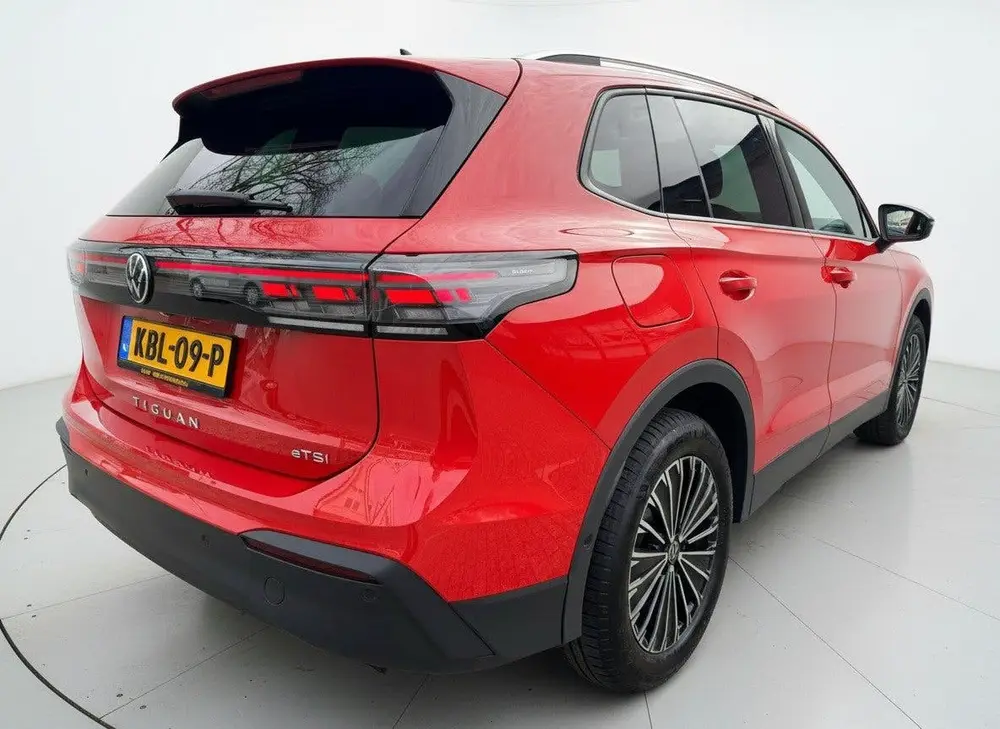 Volkswagen Tiguan 1.5 eTSI 150PK DSG LIFE GOAL IQ.LIGHT/360 uit 2025, foto 9