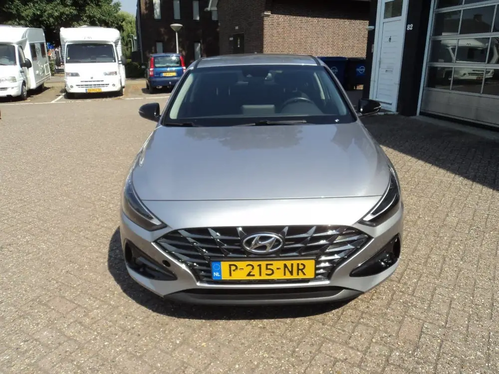 Hyundai I30 1.0 T-GDi MHEV Comfort Smart Cruise Camera Apple uit 2022, foto 2