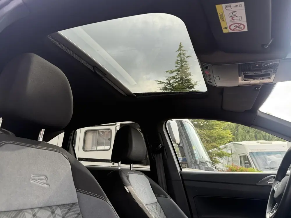 Volkswagen Taigo 1.0 TSI R-Line uit 2023, foto 12
