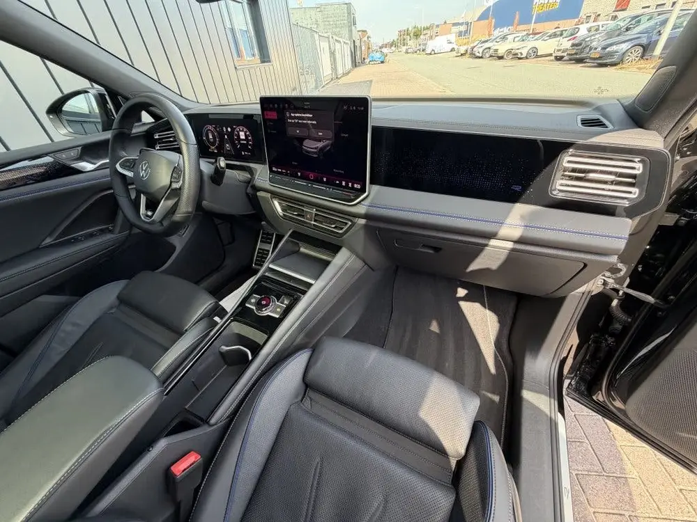 Volkswagen Tiguan 1.5 eHybrid RLine Pano*IQ*Leder Bomvol! uit 2025, foto 17