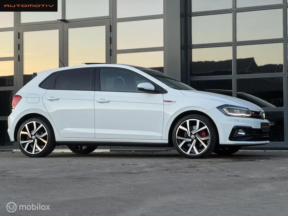 Volkswagen Polo 2.0 TSI GTI PANO / VIRTUAL / ACC uit 2020, foto 13