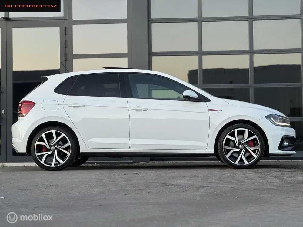 Volkswagen Polo 2.0 TSI GTI PANO / VIRTUAL / ACC uit 2020, foto 16