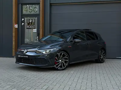Volkswagen GOLF 2.0 TSI GTI Pano, Camera, Harman/Kardon etc! uit 2021