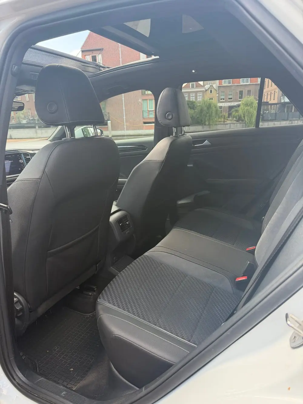 Volkswagen T-Roc 2.0 TSI 190pk 4Motion 7-DSG 2019 Wit uit 2019, foto 16