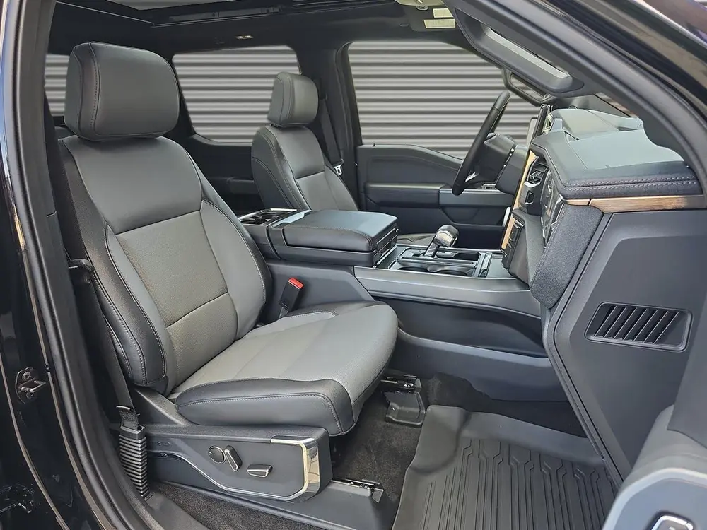 Ford F-150 USA F-150 LIGHTNING LARIAT (bj 2022) uit 2022, foto 12