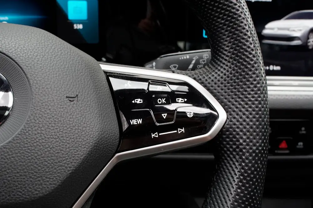 Volkswagen Golf 1.4 GTE Ehybrid 245pk |Pano|Hud|Acc|Keyless| uit 2020, foto 16