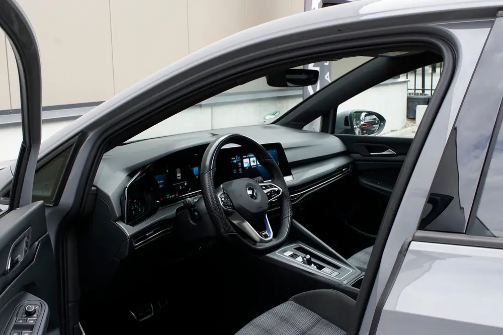 Volkswagen Golf 1.4 GTE Ehybrid 245pk |Pano|Hud|Acc|Keyless| uit 2020, foto 8