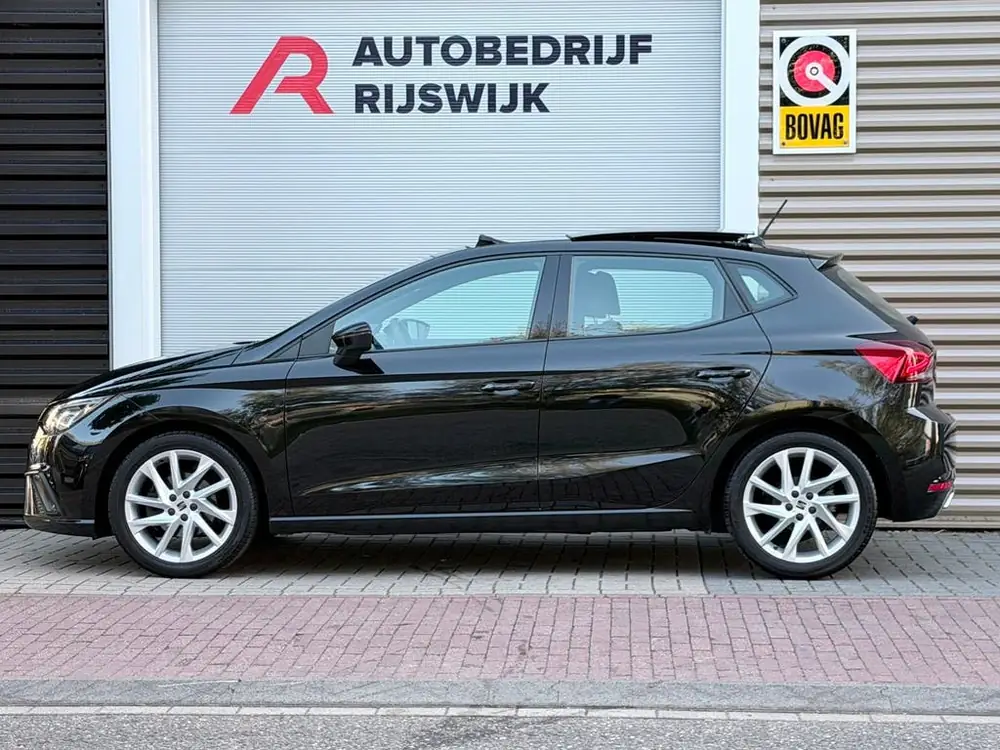 SEAT Ibiza 1.0 EcoTSI FR Pano/Camera/Xenon uit 2023, foto 2