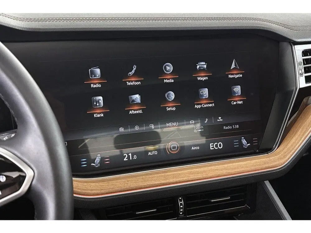 Volkswagen Touareg 3.0 TSi eHybrid 4MOTION Luchtvering Panor uit 2022, foto 15