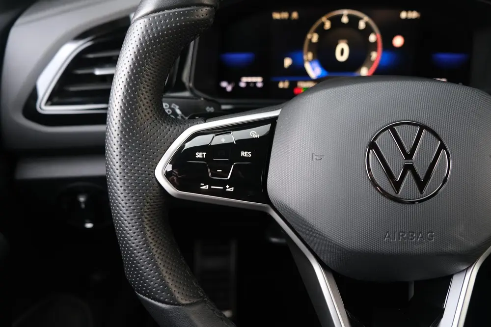 Volkswagen T-Roc 1.5 TSI R-Line DSG Facelift Black IQ Cam AC uit 2022, foto 19