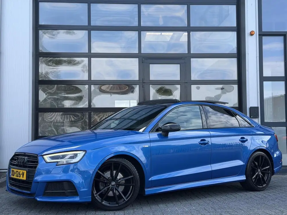 Audi A3 Limousine 35 TFSI CoD Pro Line S / 3X S-line / PANO uit 2019