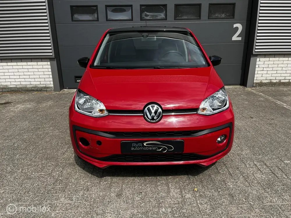 Volkswagen Up! 1.0 BMT high up! AUTOMAAT/CAMERA/CRUISE uit 2019, foto 2