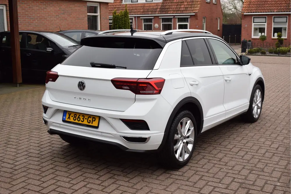 Volkswagen T-Roc 1.5 TSI Sport Business R-line Achteruitrij uit 2019, foto 2